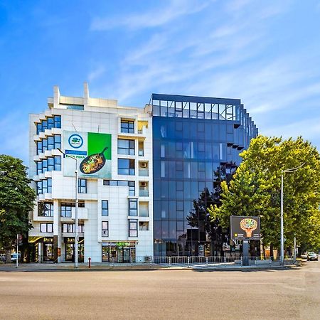 Appartamento Cityscape Retreat 1Bd Flat In The Heart Of Plovdiv Esterno foto